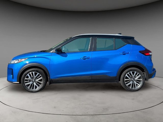 Certified 2023 Nissan Kicks SV FWD image 9