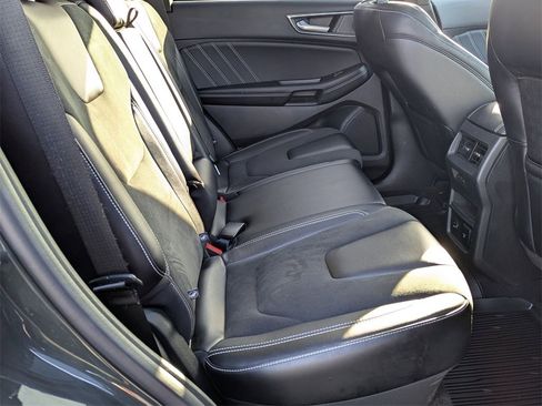 Used 2022 Ford Edge ST w/ Equipment Group 401A image 29