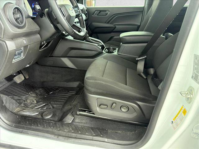 Used 2025 Chevrolet Colorado W/T w/ WT Custom Package AWD/4WD image 9