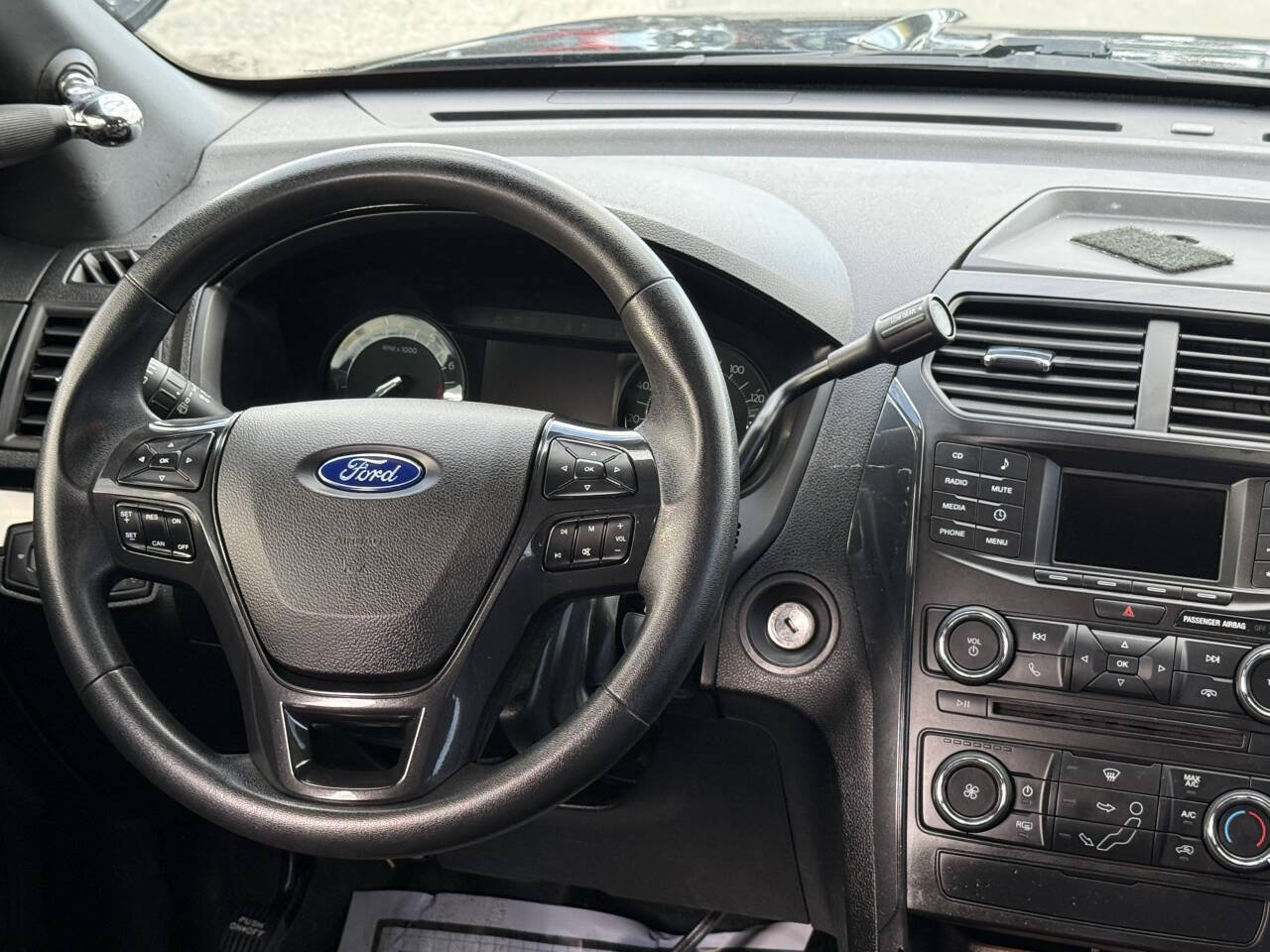 Used 2017 Ford Explorer 4WD Police Interceptor image 15