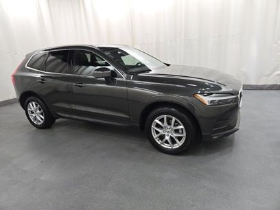 Used 2021 Volvo XC60 T5 Momentum