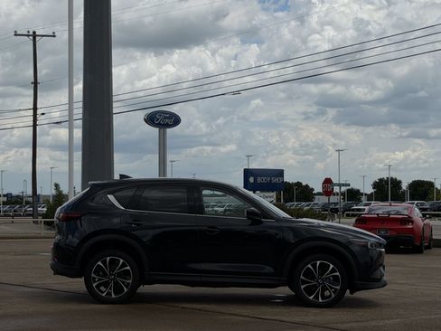 Used 2023 MAZDA CX-5 AWD 2.5 S w/ Premium Package image 3
