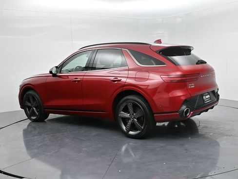 Used 2022 Genesis GV70 3.5T Sport w/ Sport Prestige Package image 5