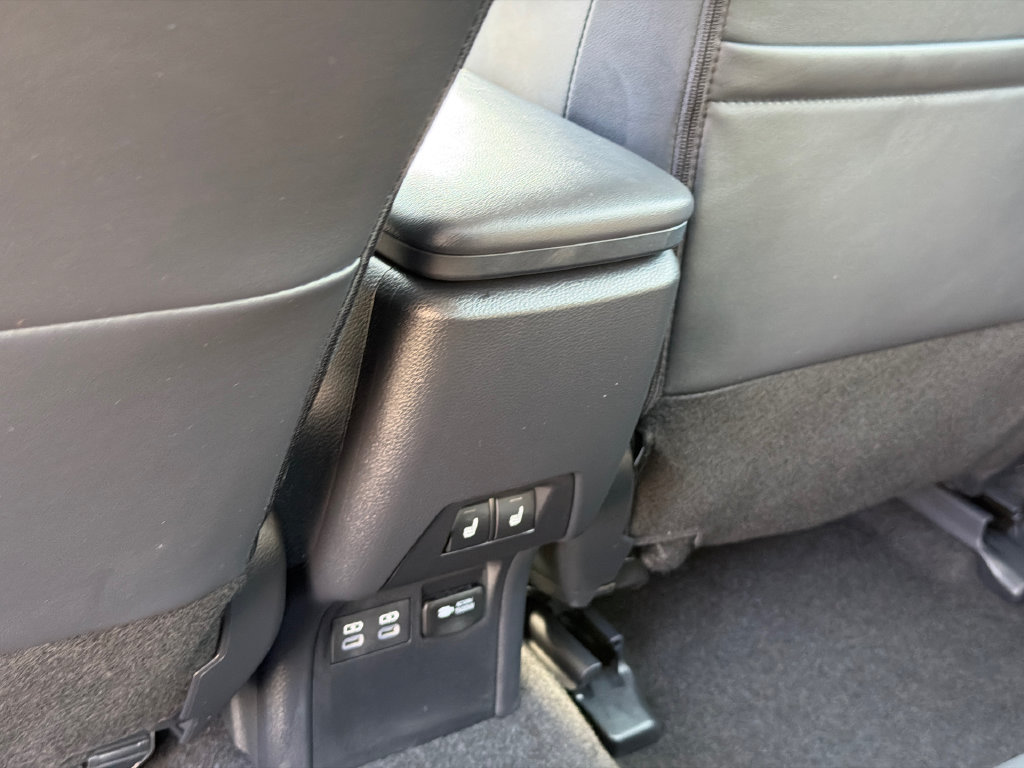 Used 2026 Toyota Prius Plug-In Hybrid w/ Limited Premium Package FWD image 20