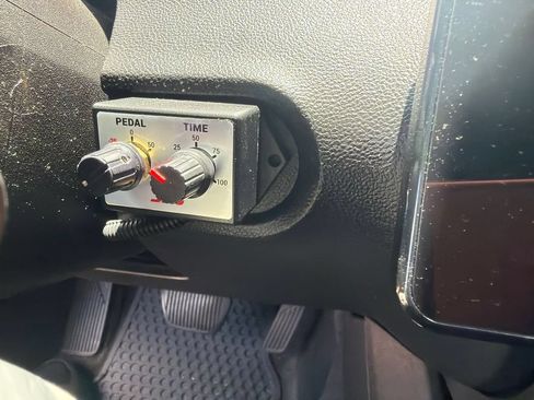 Used 2010 Chevrolet Camaro LT RWD image 20