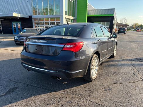 Used 2012 Chrysler 200 Touring FWD image 8
