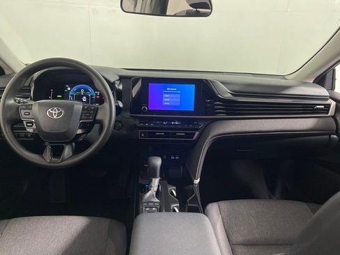 Certified 2025 Toyota Camry LE image 14