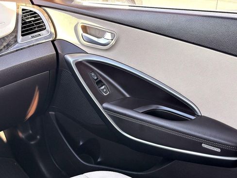 Used 2017 Hyundai Santa Fe Sport image 28