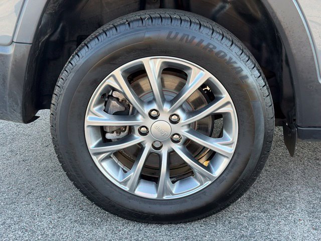 Used 2021 Jeep Cherokee Latitude Lux w/ Sun & Sound Group FWD image 14