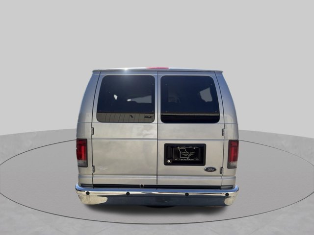 Used 2013 Ford E-350 and Econoline 350 XLT RWD image 6