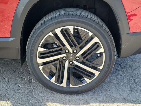 New 2026 Chevrolet Equinox RS w/ LPO, Floor Liner Package image 18