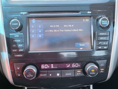 Used 2015 Nissan Altima 3.5 SL FWD image 30