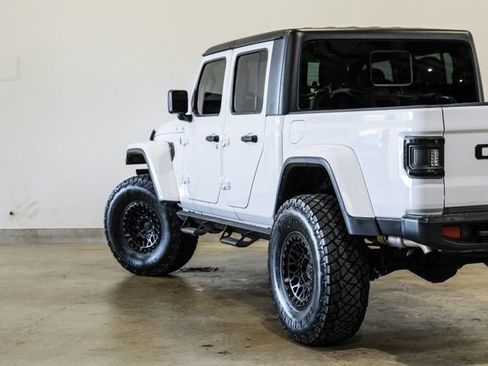 Used 2023 Jeep Gladiator Sport AWD/4WD image 37