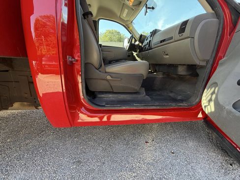 Used 2010 GMC Sierra 3500 W/T w/ Snow Plow Prep Package image 14