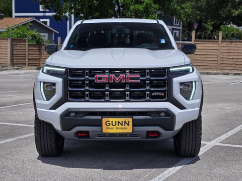 Used 2026 GMC Canyon AT4 w/ AT4 Premium Package AWD/4WD image 9