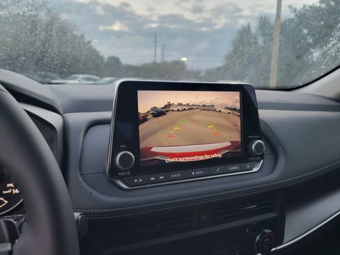 New 2026 Nissan Rogue SV FWD image 10