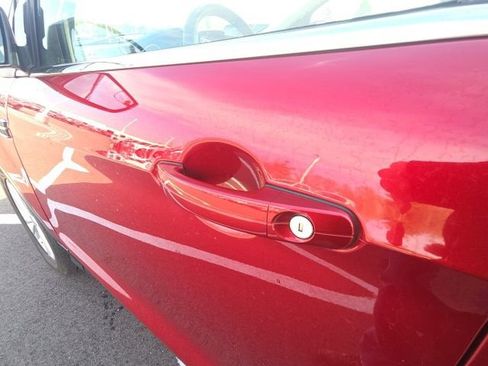 Used 2017 Ford Escape SE image 18