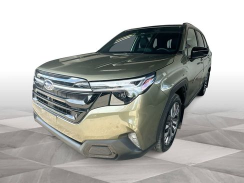 Used 2026 Subaru Forester Touring AWD/4WD image 4