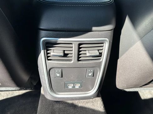 Used 2016 Dodge Charger R/T w/ Plus Group RWD image 51