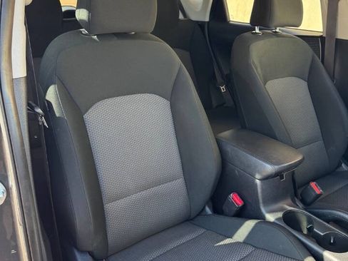 Used 2023 Kia Soul LX FWD image 10