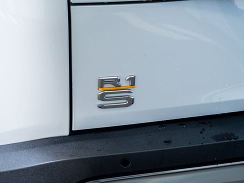 Used 2023 Rivian R1S Adventure image 23