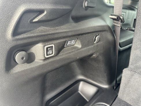 Used 2024 Jeep Grand Cherokee L Limited image 30