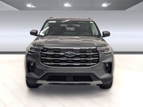 New 2026 Ford Explorer Active w/ Active Comfort Package image 5