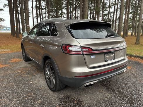 Used 2020 Lincoln Nautilus Reserve w/ Equipment Group 201A image 6