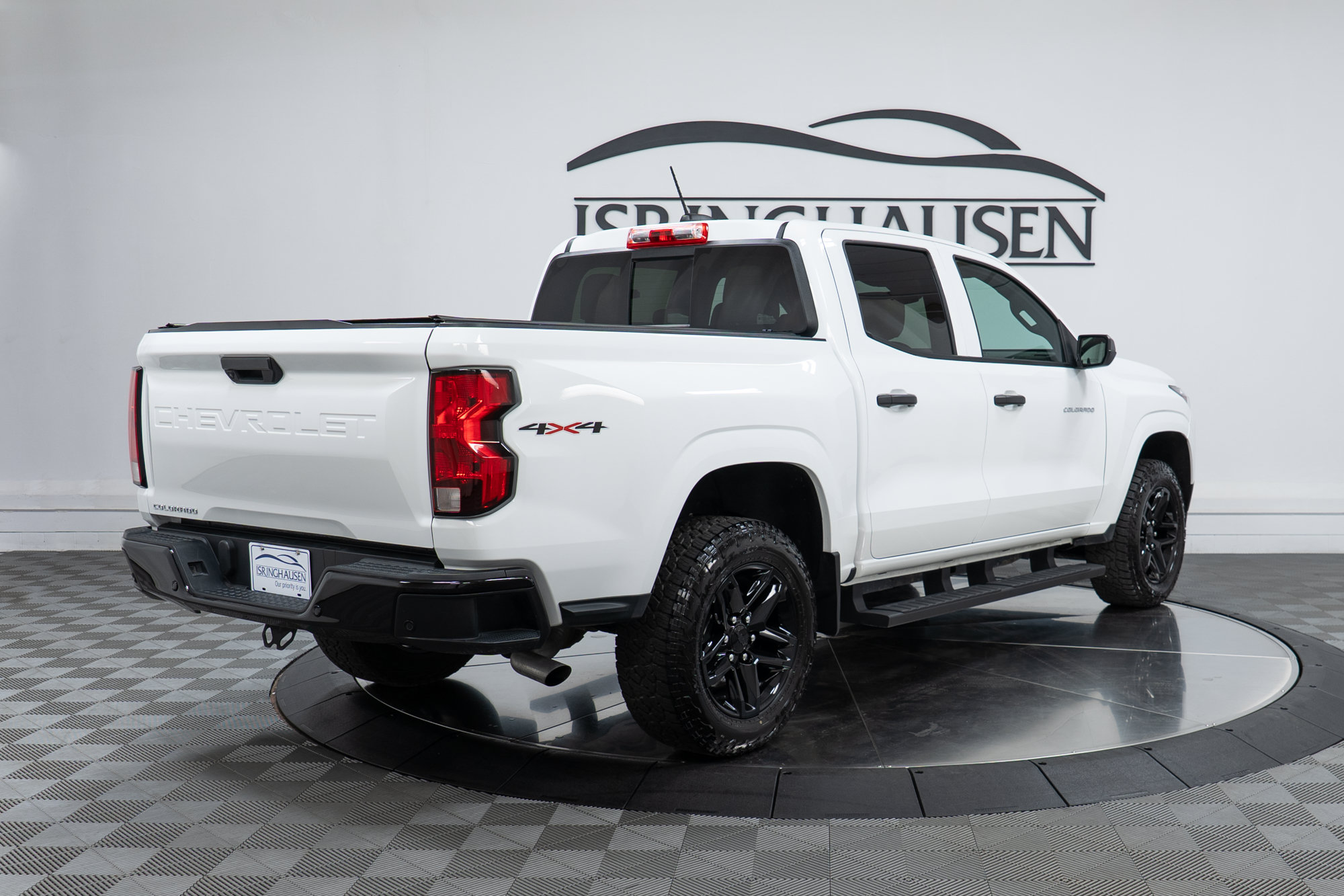 Used 2023 Chevrolet Colorado W/T w/ Safety Package AWD/4WD image 5