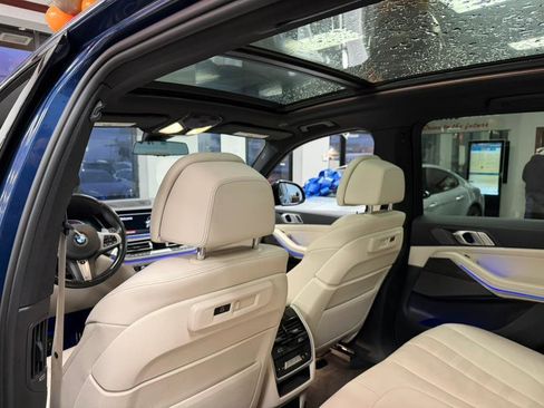 Used 2021 BMW X5 xDrive40i w/ M Sport Package image 51