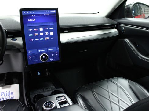 Used 2023 Ford Mustang Mach-E Select image 19