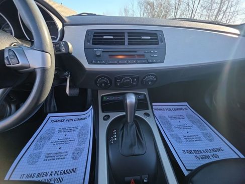 Used 2005 BMW Z4 3.0i image 27