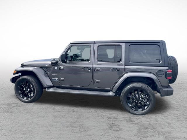 Used 2023 Jeep Wrangler Unlimited Sahara w/ Cold Weather Group AWD/4WD image 5