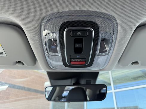 Used 2025 Hyundai Kona Limited FWD image 26