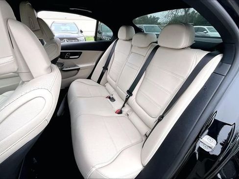 Used 2024 Mercedes-Benz C 300 Sedan image 19