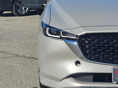 Used 2024 MAZDA CX-5 AWD 2.5 S w/ Select Package image 3