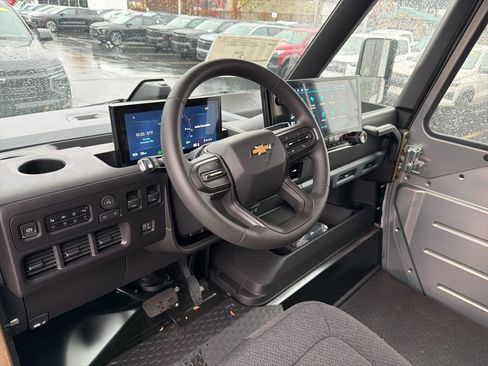 New 2025 Chevrolet Brightdrop 400 image 5