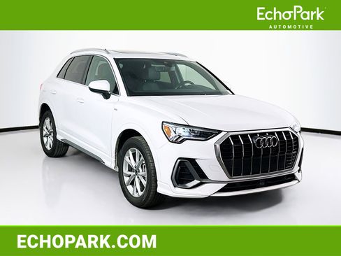 Used 2024 Audi Q3 2.0T Premium AWD/4WD image 1