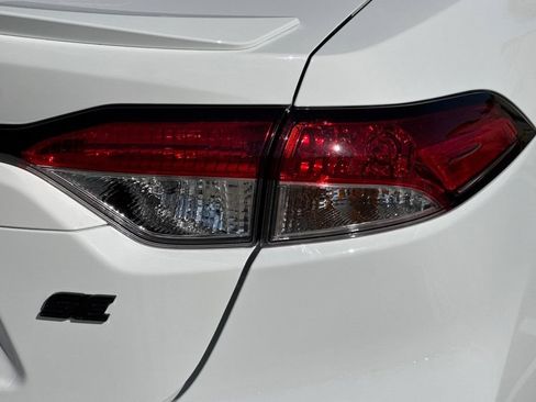 Used 2026 Toyota Corolla SE FWD image 32