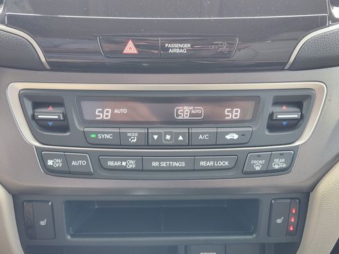 Certified 2022 Honda Pilot Special Edition image 19