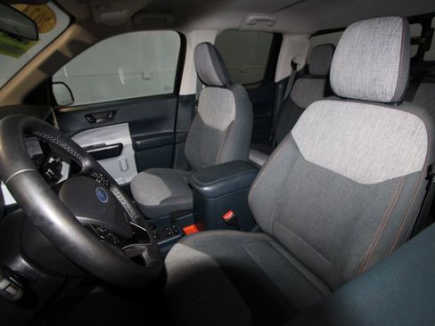 Used 2023 Ford Maverick XLT w/ Equipment Group 300A Standard image 4