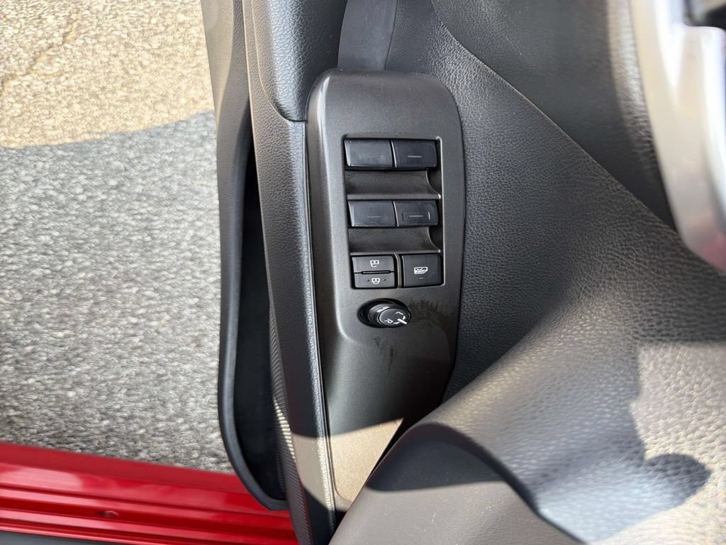 Used 2024 Toyota Camry LE FWD image 18