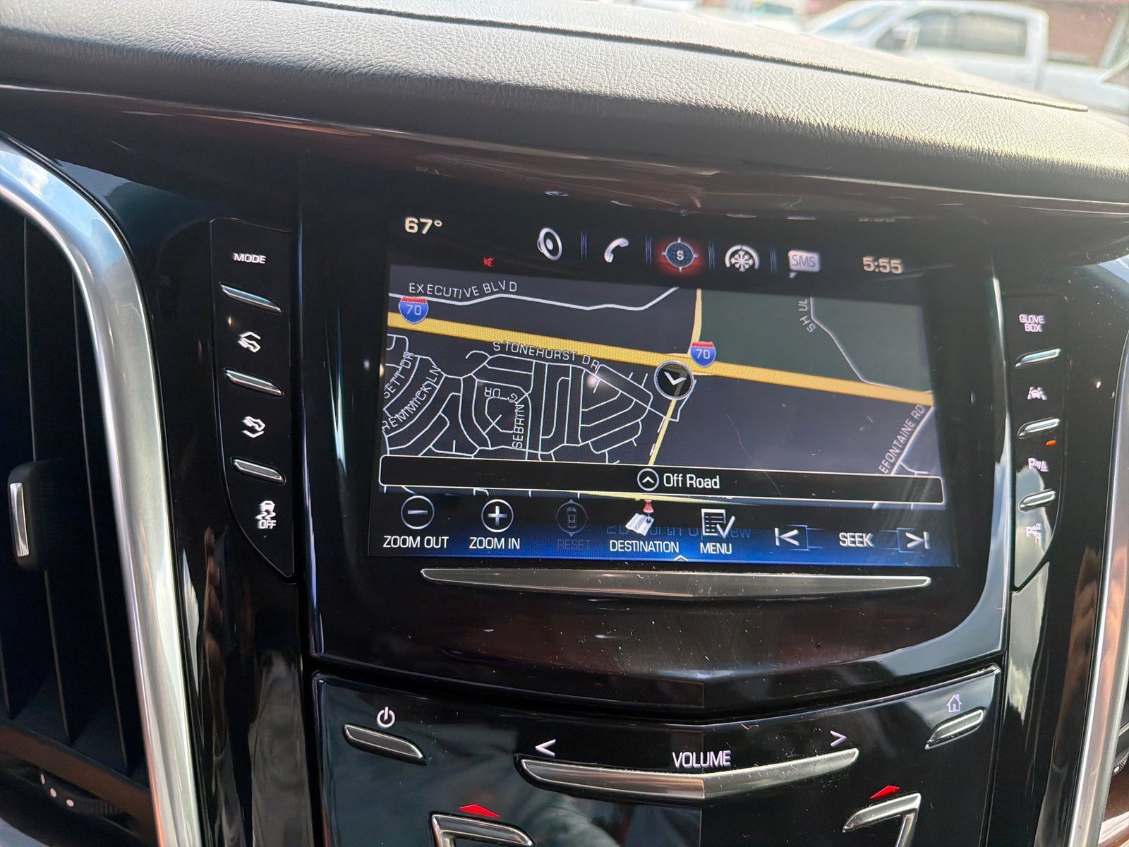 Used 2020 Cadillac Escalade Luxury AWD/4WD image 22
