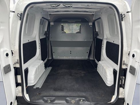 Used 2019 Nissan NV200 S FWD image 23