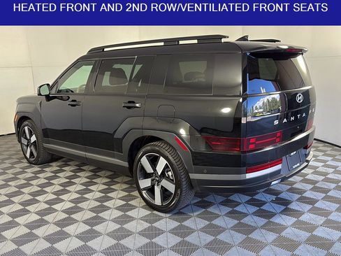 Used 2025 Hyundai Santa Fe Limited AWD/4WD image 7