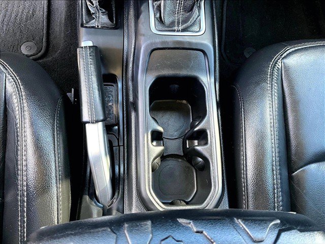 Used 2019 Jeep Wrangler Unlimited Sahara AWD/4WD image 26