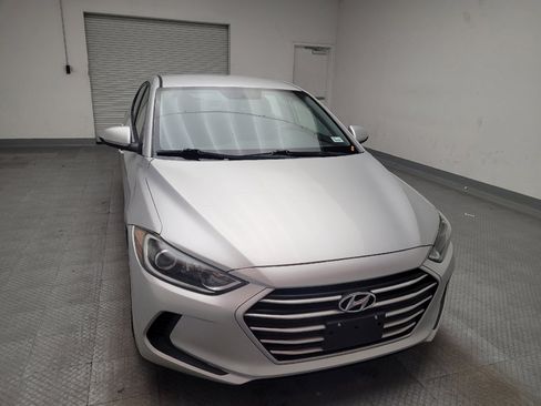 Used 2017 Hyundai Elantra SE image 14
