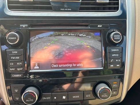 Used 2015 Nissan Altima 2.5 SV w/ Convenience Package FWD image 23