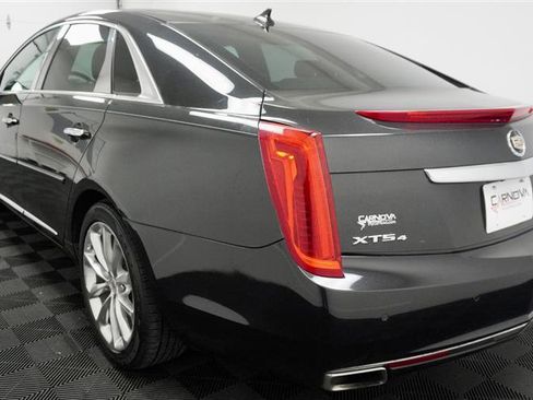 Used 2013 Cadillac XTS Premium image 6