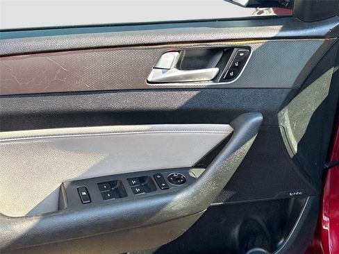 Used 2015 Hyundai Sonata Limited 2.0T image 19